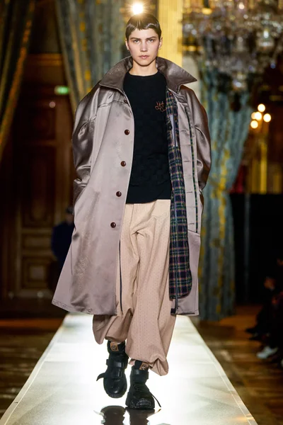 Look 9